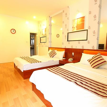 הו צ'י מין סיטי Saigon Crystal Hotel מראה חיצוני תמונה