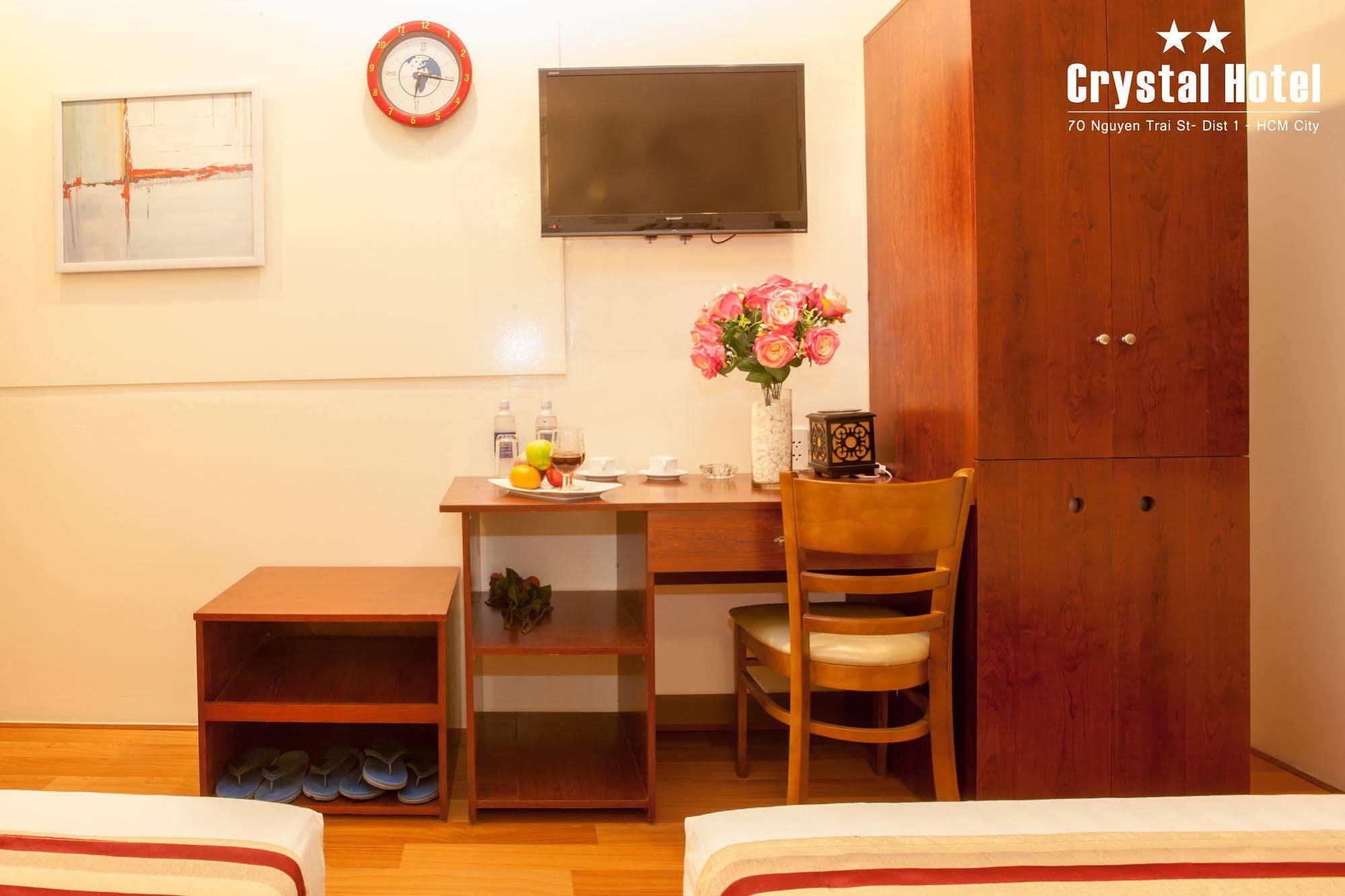 הו צ'י מין סיטי Saigon Crystal Hotel מראה חיצוני תמונה