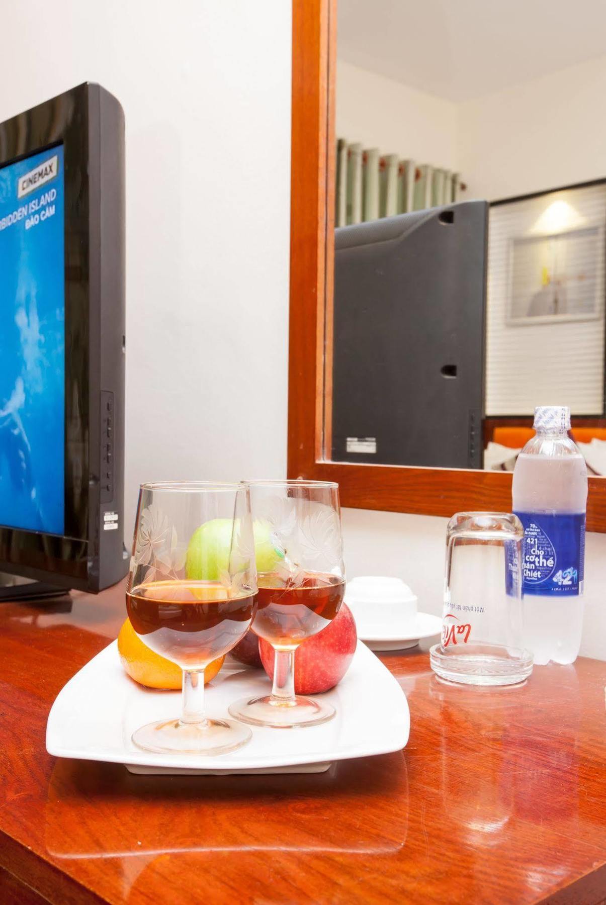 הו צ'י מין סיטי Saigon Crystal Hotel מראה חיצוני תמונה
