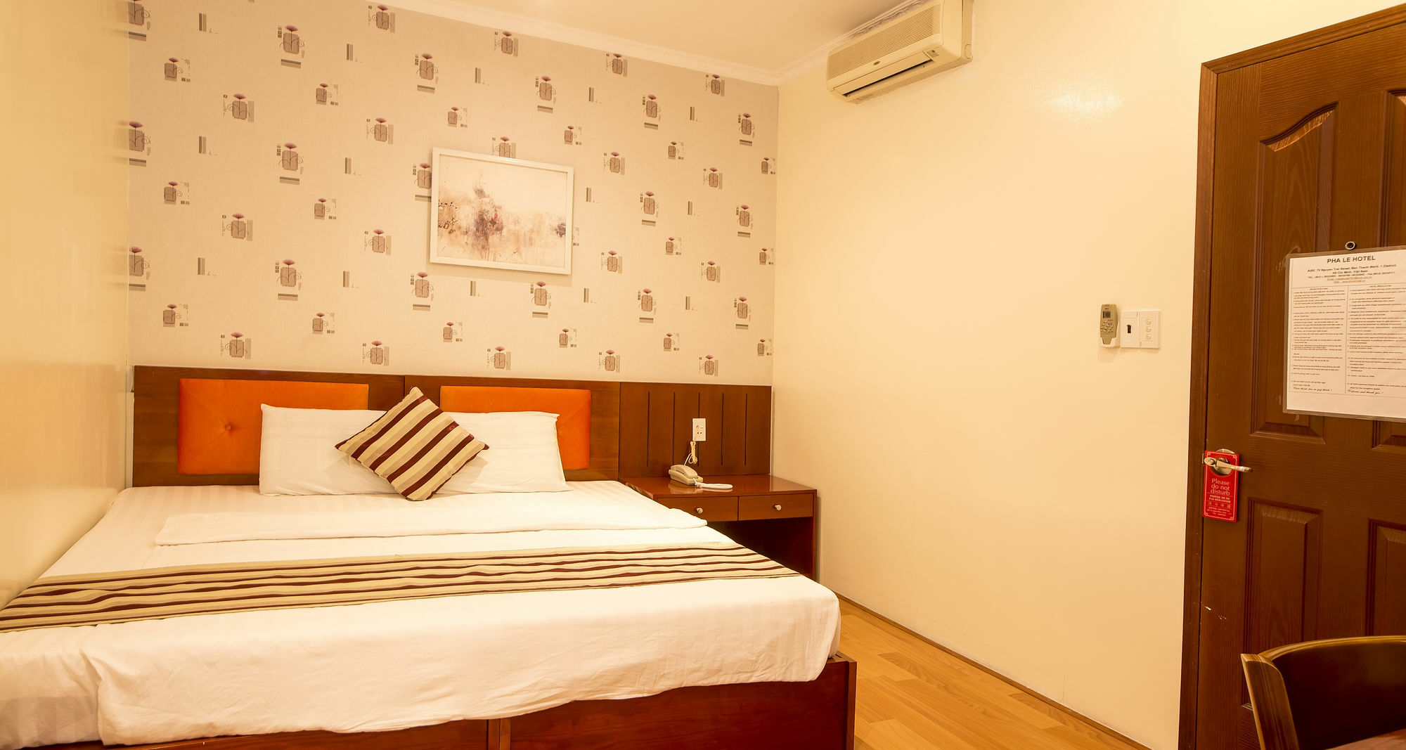 הו צ'י מין סיטי Saigon Crystal Hotel מראה חיצוני תמונה